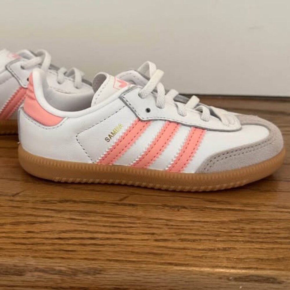 Toddler Adidas Sambas size 9